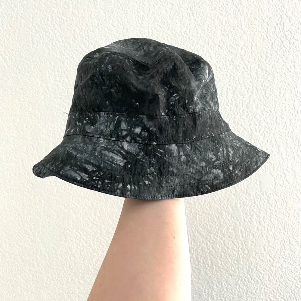 lululemon bucket hat